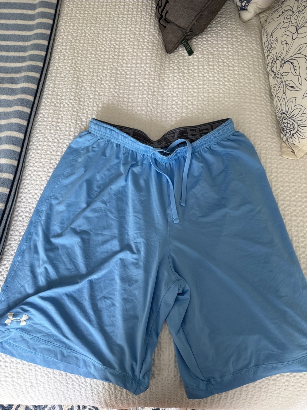 Under Armour Men’s Sky Blue Athletic Shorts with Drawstring